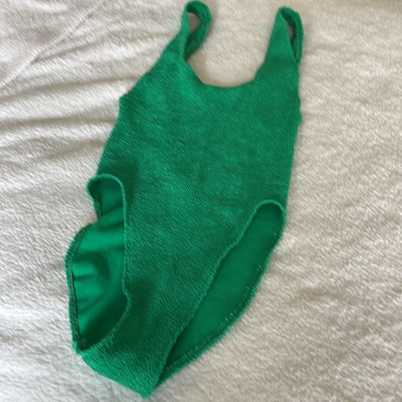 OSOS Design bathing suit - Picture 5 of 5